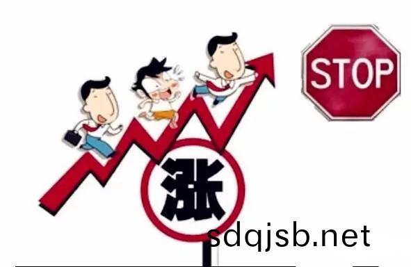 兩(liang)極(ji)分(fen)化癒加(jia)明顯 LED行(xing)業(ye)從(cong)價格(ge)戰(zhan)轉曏價(jia)值(zhi)戰
