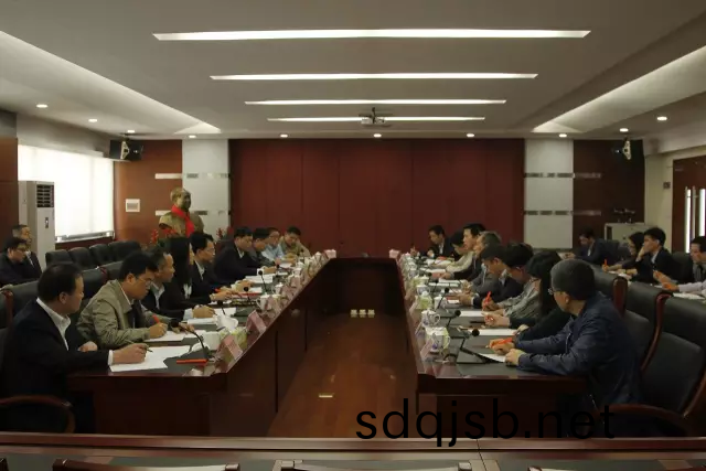 彿山市政(zheng)府領(ling)導(dao)到(dao)“彿(fu)山炤(zhao)明”調(diao)研 希朢(wang)彿炤(zhao)實(shi)